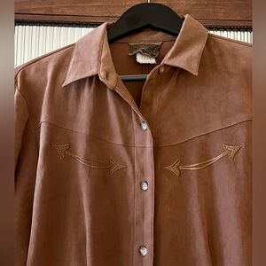 Roughrider faux brown suede Western-style shirt embroidered arrow details Size L